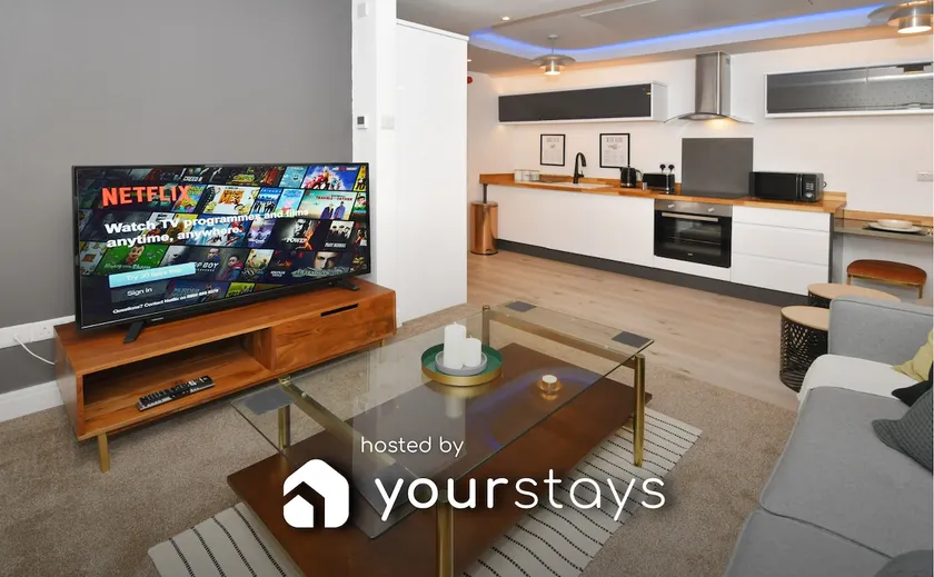 Antrobus Deluxe Apartments by YourStays - Image 1