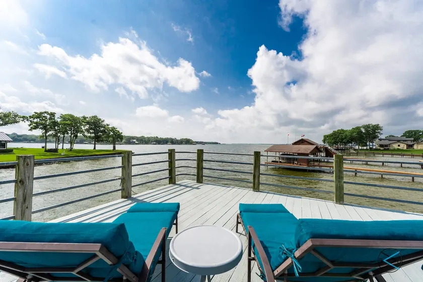 Cedar Creek Lake House w/Party Deck & Vast View! - Image 1