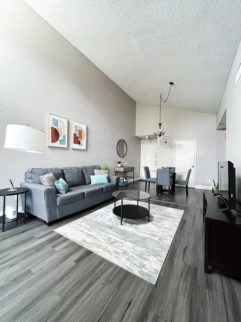 Entire Condominium- Luxury Gated Community - Image 1