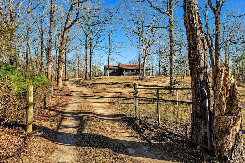 The Bark Bungalow of North East Georgia - Image 1
