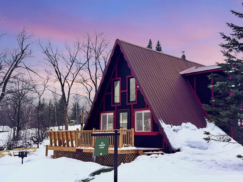 THE CAMPFIRE LODGE @ BIG POWDERHORN MTN WITH HOT TUB - Image 1