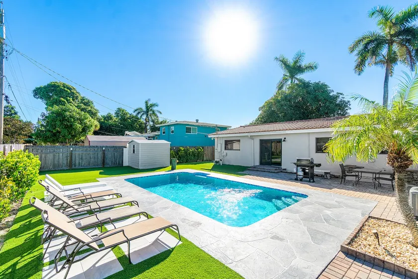 Pool Home in Lake Worth 3 miles to beach - Image 1