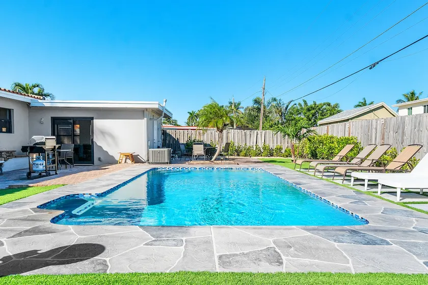 Pool Home in Lake Worth 3 miles to beach - Image 1
