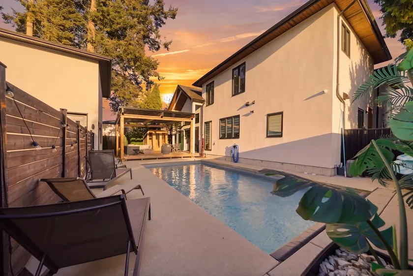 Luxury Home. Private Pool, Hot tub, Sauna. - Image 1