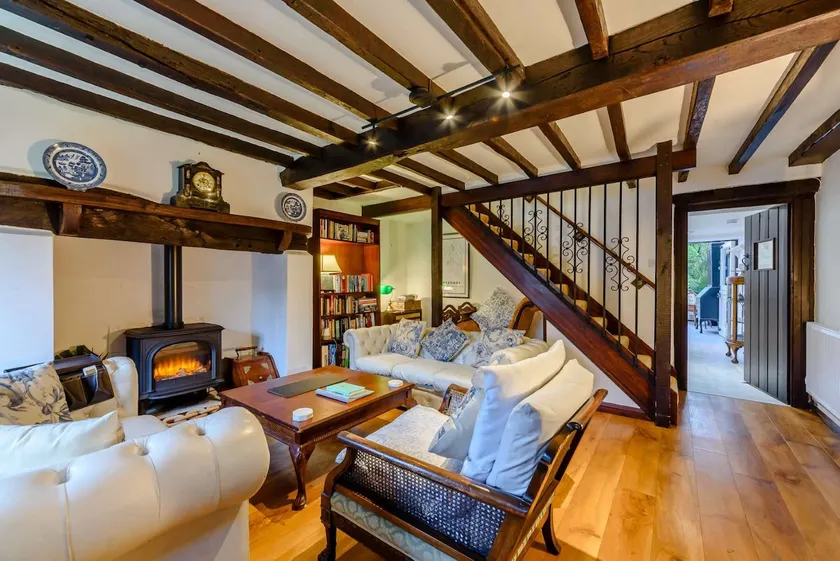 Family friendly period holiday cottage in the Cotswolds - Summer Hayes - Image 1