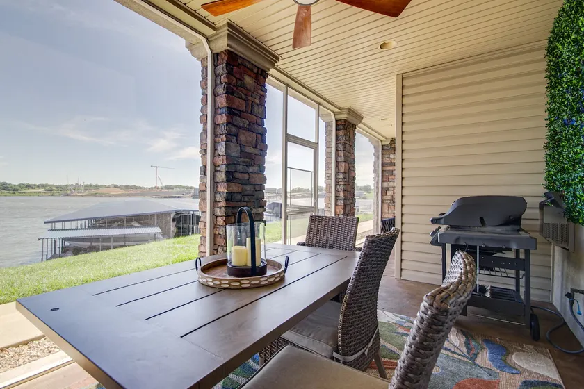 Furnished Porch, Resort Pools! Lands End Condo - Image 1