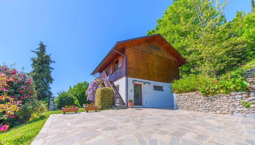 Chalet Sophie - Luxury Chalet - Image 1