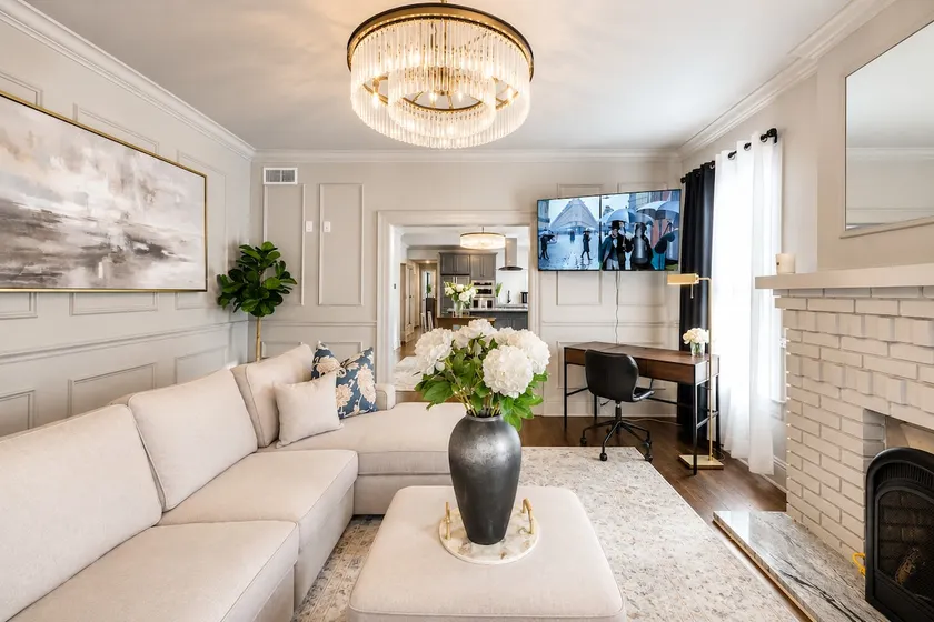 Modern Living in Historic Neighborhood - Image 1