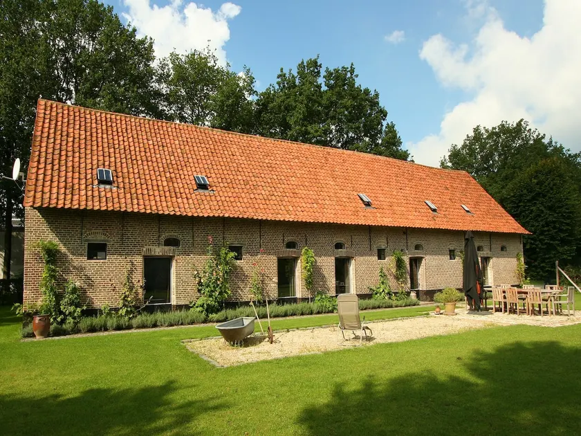 Family Farmhouse with Sauna - Image 1