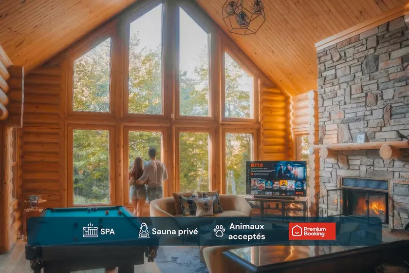 Chalet Bee with Private Hot Tub, Sauna & Pool , Fiddler Lake - Image 1