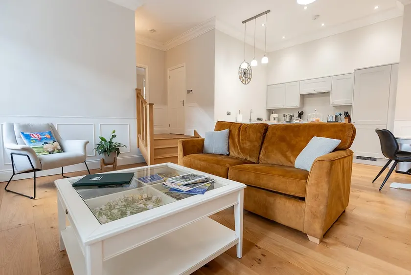 Luxe Apartment in Richmond, North Yorkshire - Image 1
