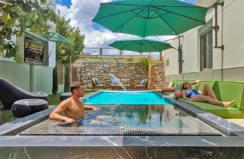 Architect's 3BR Family Villa & All Day Pool Lounge - Image 1