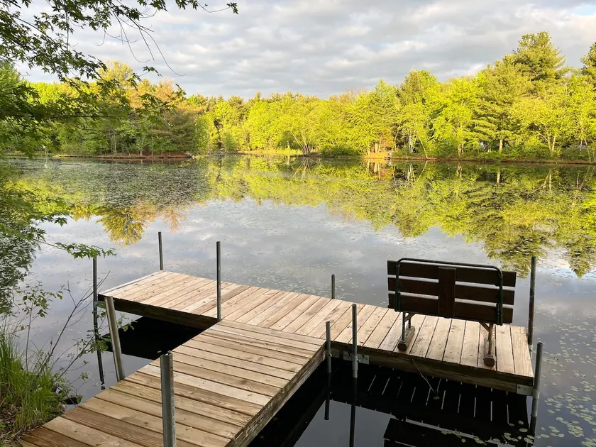 Relaxing Lake Home-close to Dells! Dogs Welcome - Image 1