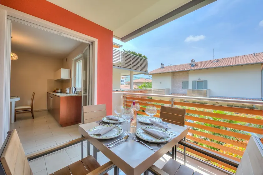 Casa Margherita Few Minutes From Lake - Happy Rentals - Image 1