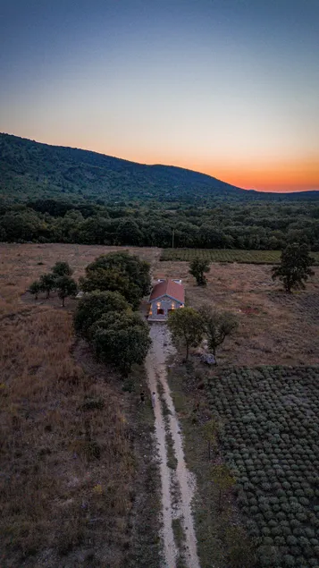 Kostela Stone House - Image 1