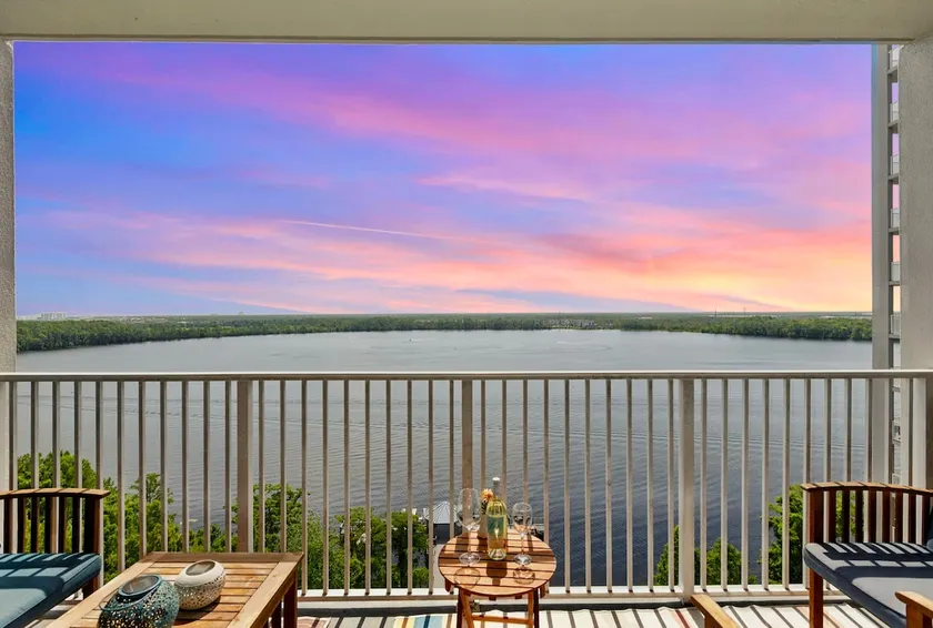 Lakefront Resort Condo near Disney and Universal - Image 1