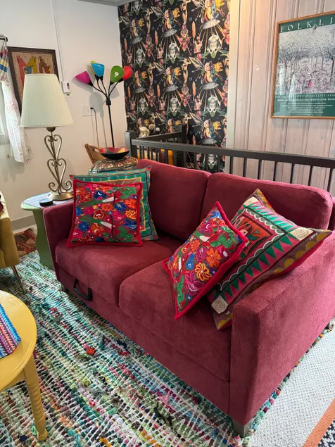1 bedroom: walk to River, University & Downtown - Image 1