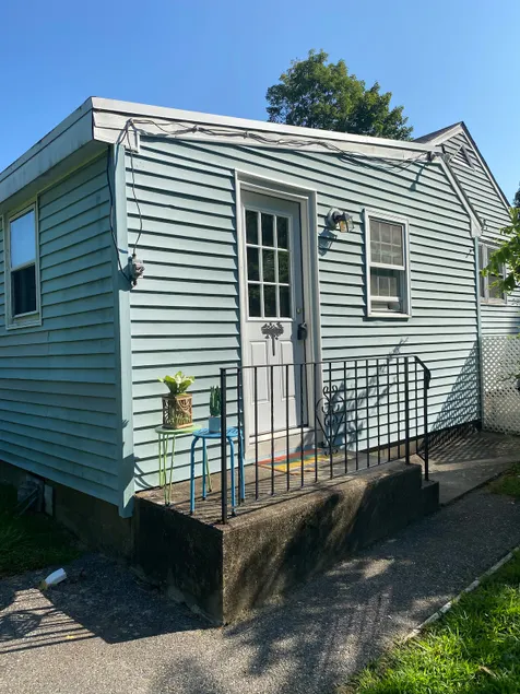 Studio-Hideaway in Historic Groton CT - Image 1