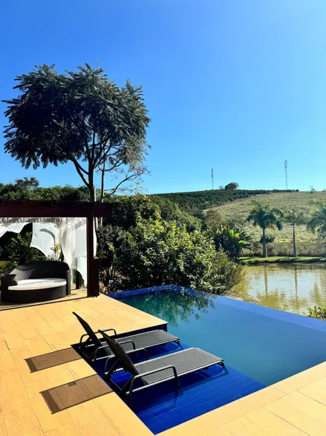 Chalets with pool, garden and fishing in MG - Image 1