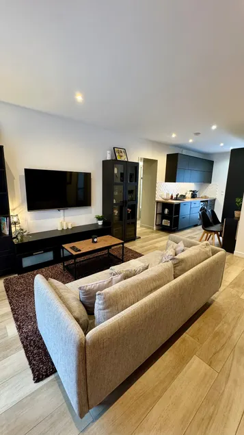 Quiet & Elegant Apartment near Fontainebleau - Image 1