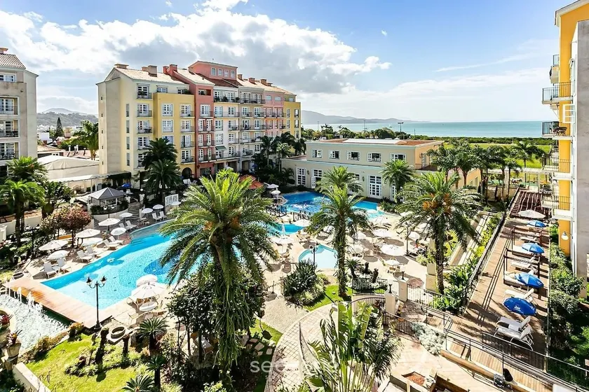 Amazing studio w/ pool view ILC2414 - Image 1