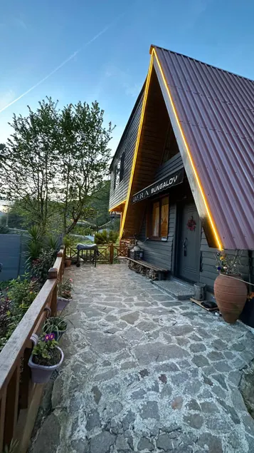 Luxury 2+1 Bungalow Villa with Jacuzzi in Rize - Image 1