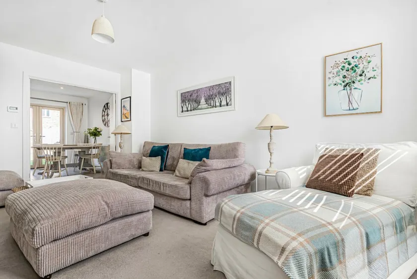 Gorgeous house near Tythe Barn & Bicester Village - Image 1