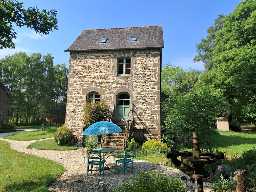 La Petite Bruyere Characterful 2 bedroom cottage with fireplace - Image 1