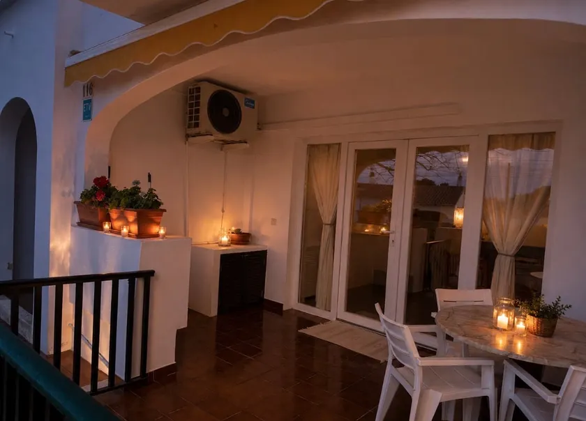 Charming apt in residential near the beach - Image 1