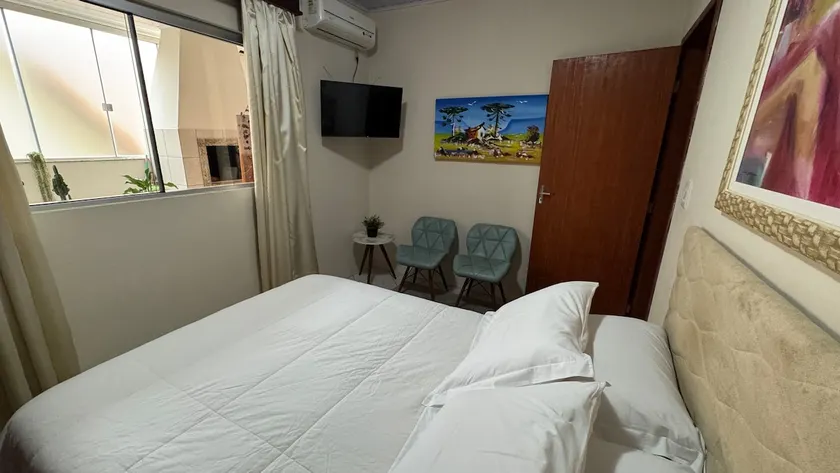 Entire apartment in the city center. - Image 1