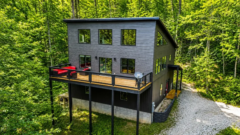SALE! RRG Cabin w/Hot Tub, Game Room & EV Charger - Image 1
