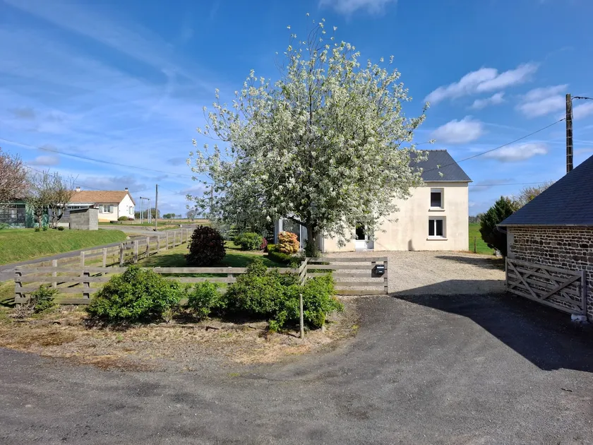 Beautiful country house near Mont Saint-Michel - Image 1