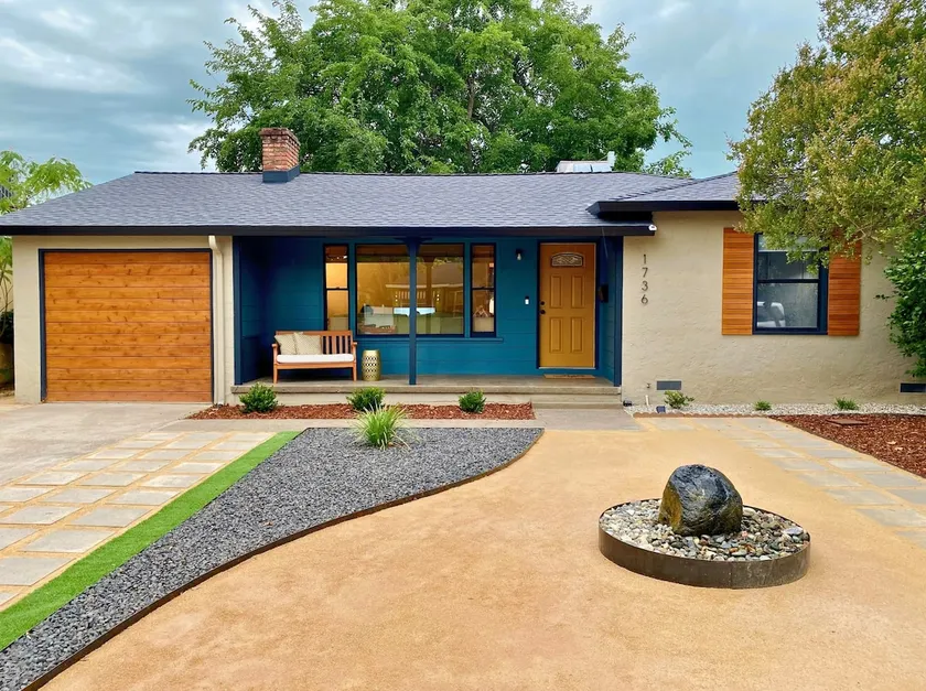 Downtown Oasis || Style and Comfort - Image 1