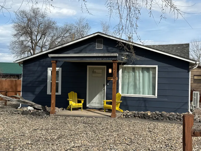 Dreamweaver Cottage—Where the trail begins - Image 1