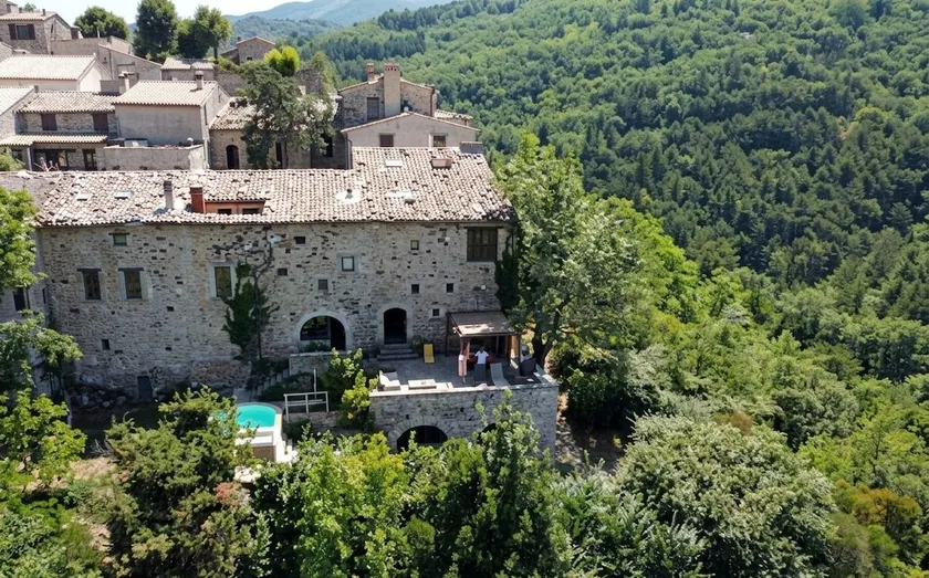 La Sarrasine Heated pool and Jacuzzi - Image 1