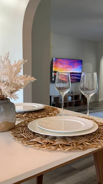 Relax here 2 Bed Home near Beach in Venice - Image 1