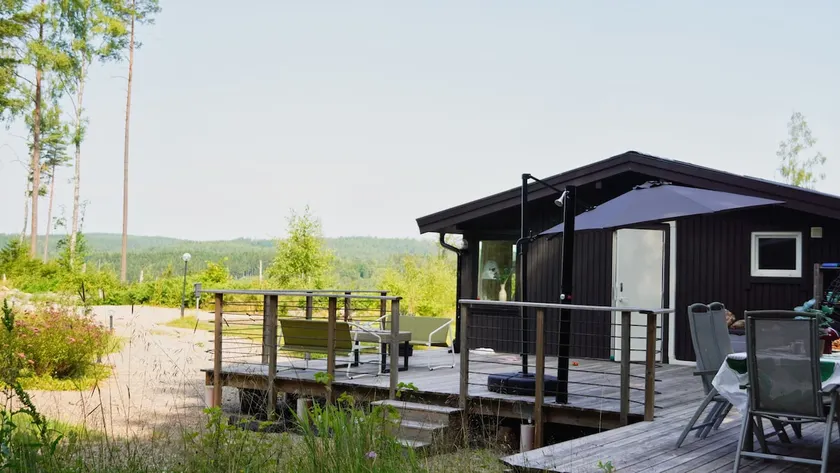 Cozy and fresh cottage in a quiet and secluded environment. - Image 1