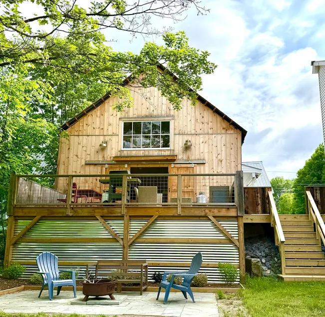 Brookside Farm in Charming Burke Hollow - Image 1