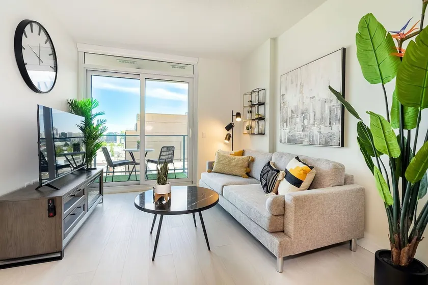 Central AC | Park Spacious Mount Pleasant Oasis - Image 1