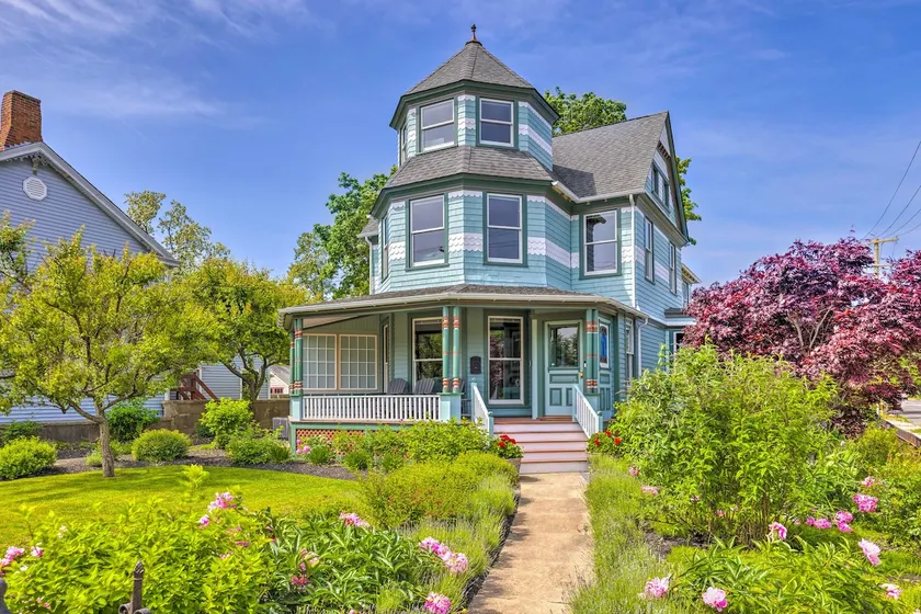 Charming Greenport Gem 1, 1 Mile to Ferry! - Image 1