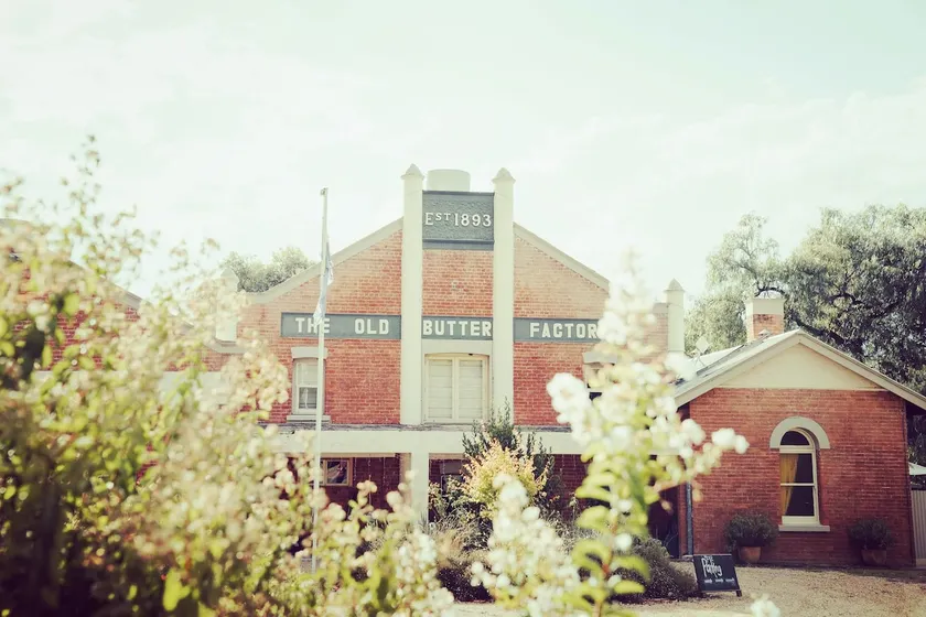 Milkmaids Rest - Image 1