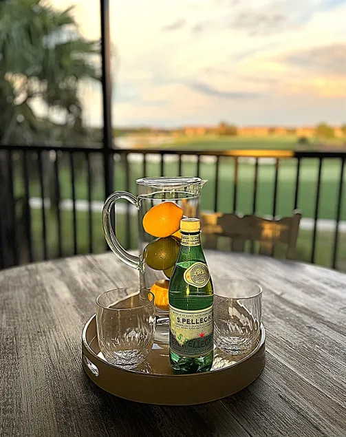 Golf-Lake Views, Full Kitchen, Close to Everything - Image 1