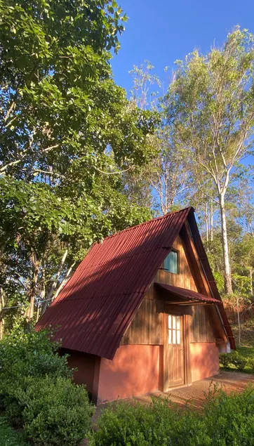 Romantic Cabin in Ouro Preto: Dam, Forest, Kayak - Image 1