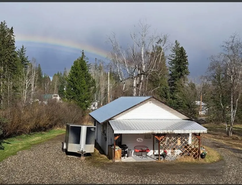 Hidden Gem BnB Quesnel BC 4 Beds - Image 1