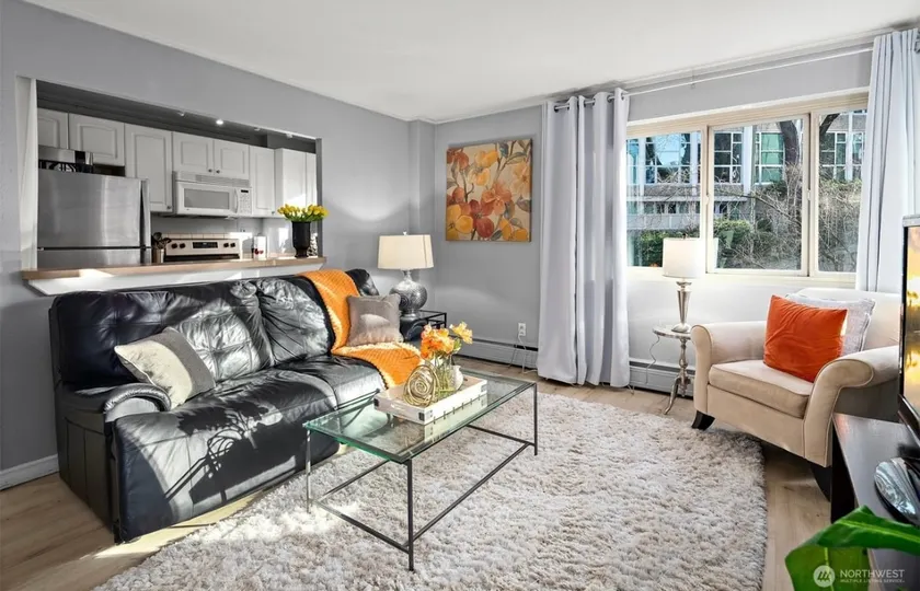 Downtown/Convention Center Condo - Image 1