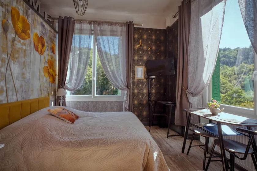 Studio Malou, cozy, terrace, river view - Image 1
