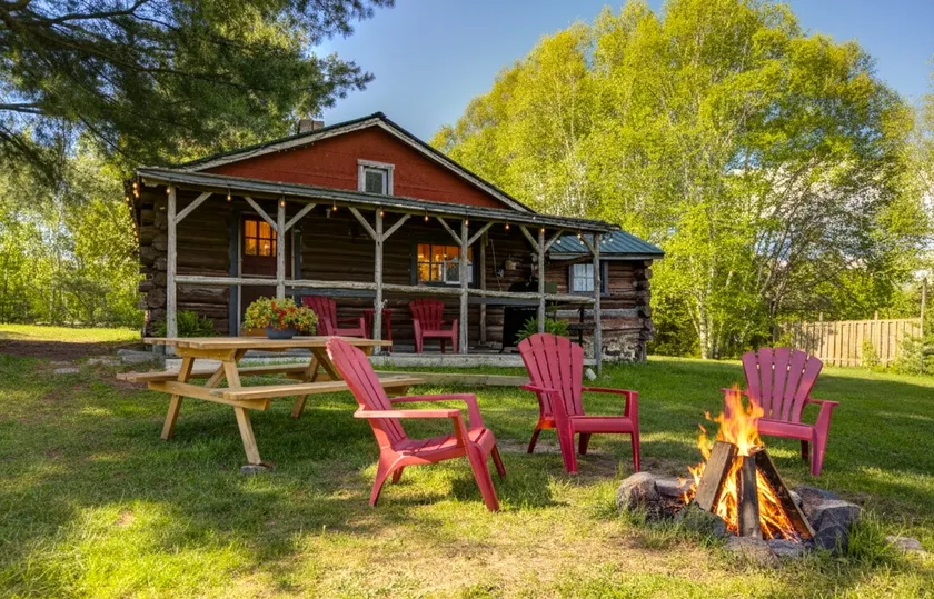 Charming Historic Lakefront Log Cabin - Image 1