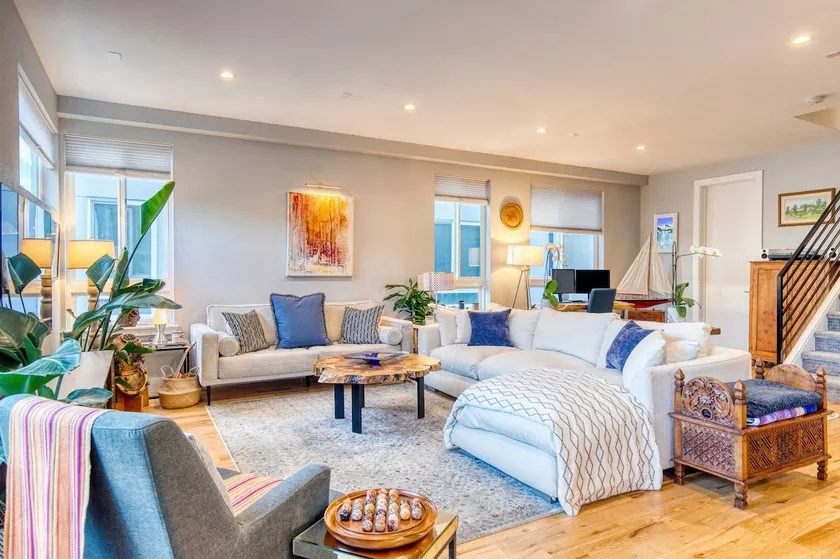 Walk to Empower Field: Townhome w/ Hot Tub! - Image 1