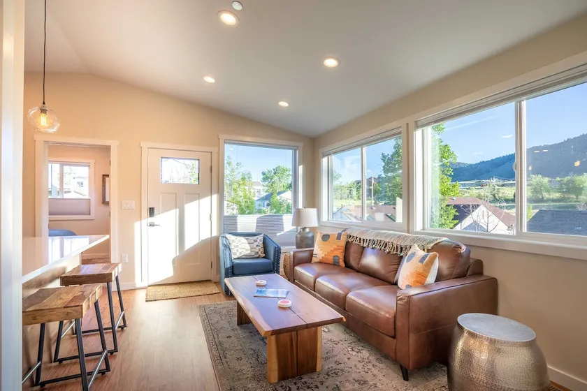Golden Cottage Near Red Rocks & School of Mines! - Image 1