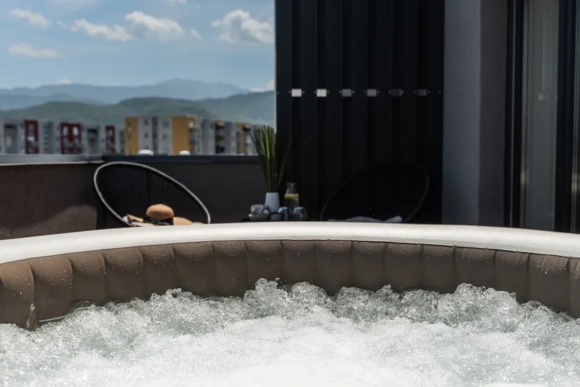 Skylark - Manhattan Penthouse with Jacuzzi & Panoramic View - Image 1